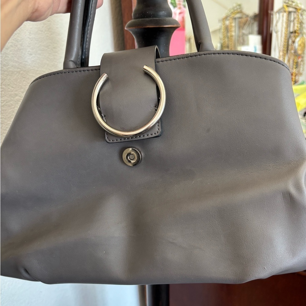Elegant Gray Leather Handbag